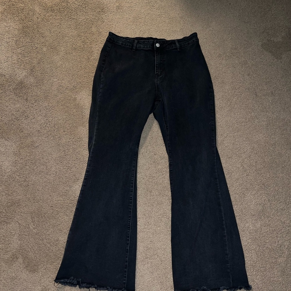 SHEIN Black Wide Leg Flare Jeans